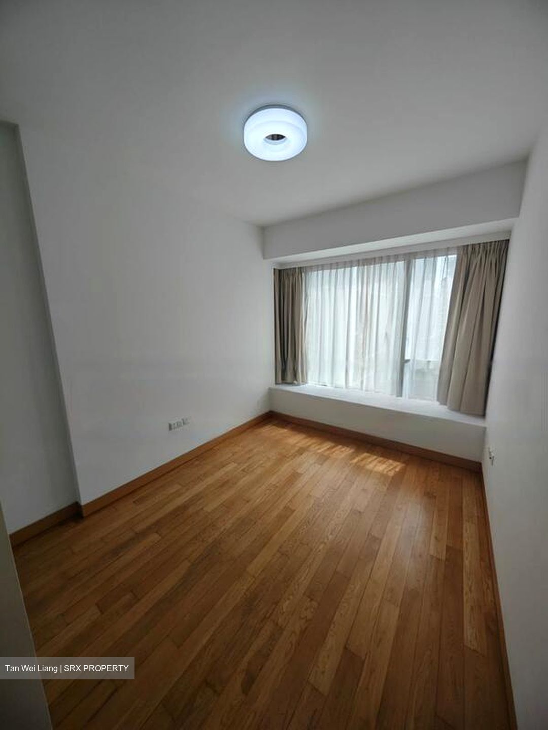 SilverSea (D15), Condominium #453947621
